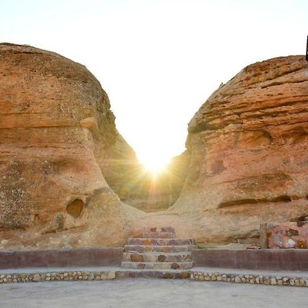 Готель Petra Spirit Camp Al Hayy Екстер'єр фото