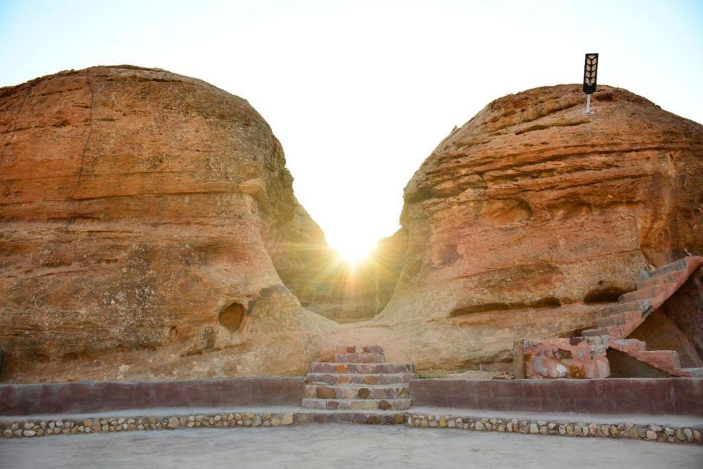 Готель Petra Spirit Camp Al Hayy Екстер'єр фото