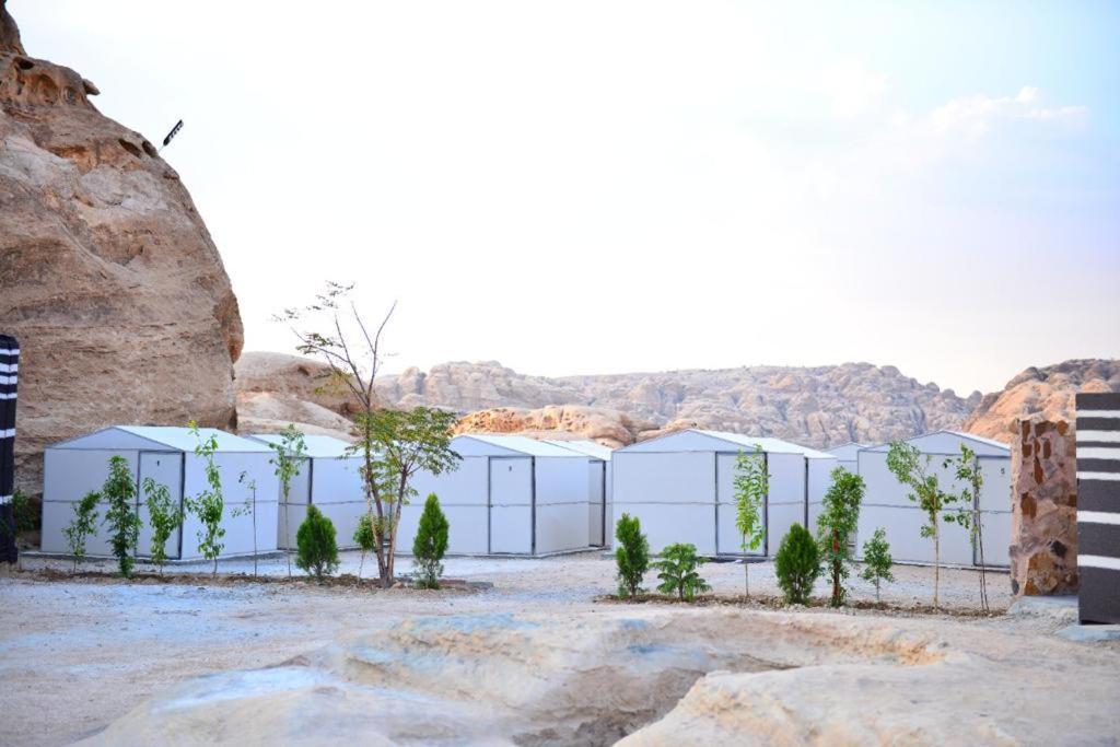 Готель Petra Spirit Camp Al Hayy Екстер'єр фото